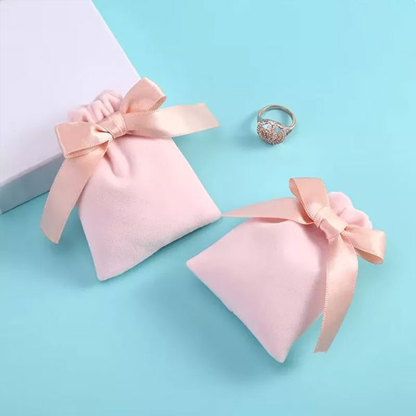 Bolsa con cordon en el medio de empaque 7x9 Beige, Rosado